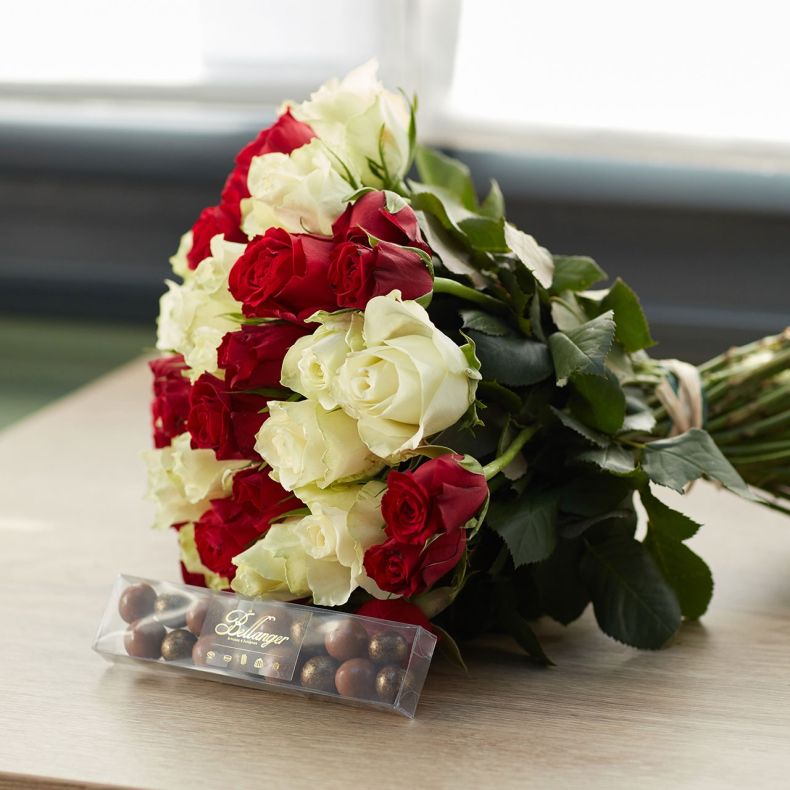 Pack Santa - 50 roses & billes chocolat noisette
