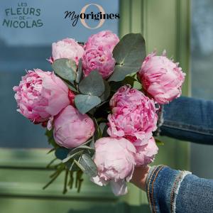 MyOrigines et Les Fleurs de Nicolas s’associent afin de célébrer nos mamans. MyOrigines est LE point de rencontre unique de marques beauté iconiques en proposant à ses clients plus de 400 marques et 35 000 références. 
A cette occasion, une jolie attention à valoir sur my-origines.com sera glissée dans chaque bouquet Pimprenelle et dans la confirmation de votre commande.

#lesfleursdenicolas#myorigines#pivoines#peonies#producteur#fleursfrancaises#fleurs#bouquets#fleurssite