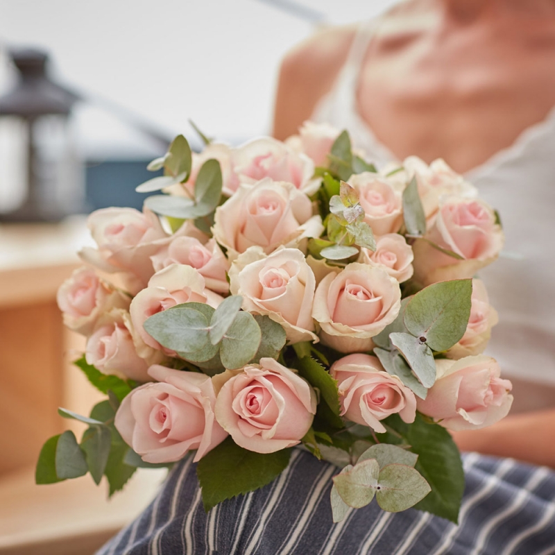 Bouquet de roses Marie-Antoinette - Livraison de bouquets en direct de ...